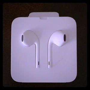 Brand New Apple EarPods. 2020 (IPhone 11 headset)